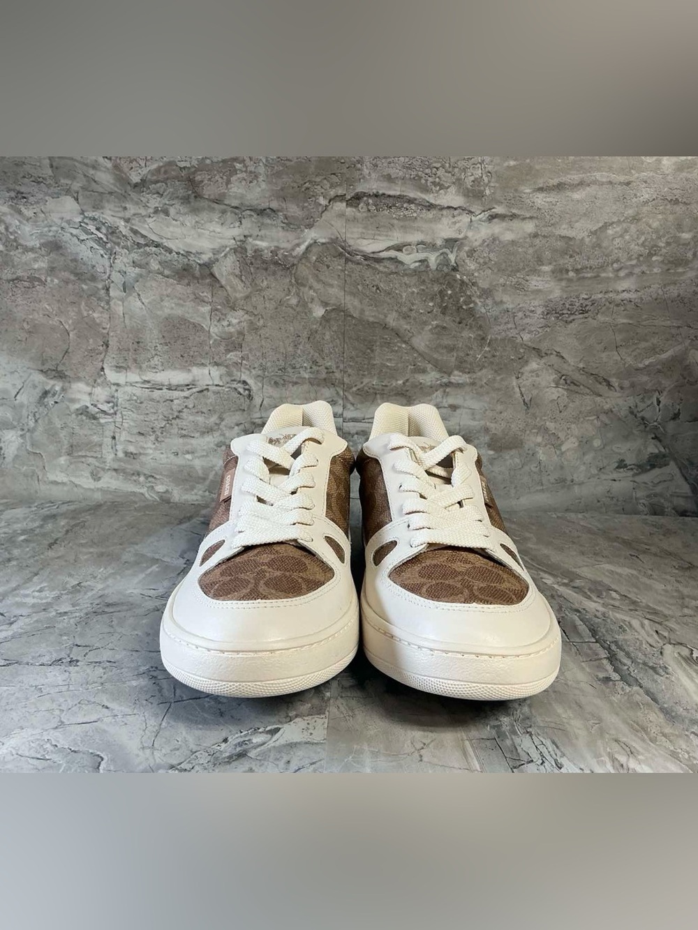 Coach Clip Court Low Top Sneaker In Signature Canvas - Picture 9 of 14